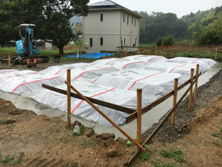 基礎工事始まる