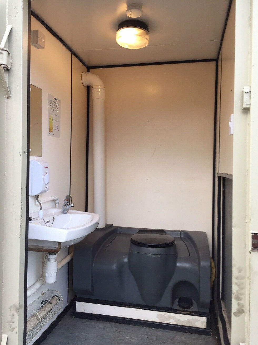 Thumbnail: Welfare Unit With Generator