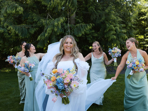 Colorful & Breezy Country-Chic Wedding at Trinity Tree Farm – Taylor and Marshall