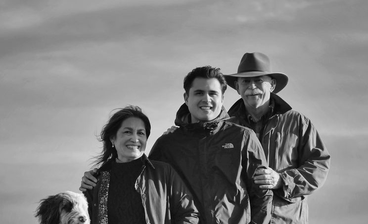 family and group and couples photoshoots in victoria bc by professional photographer pascale isabelle navarro offering not just photos but crafted memories