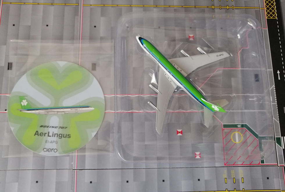 Miniatura: BIGBIRD  AER LINGUS B707-1300 EI-APG WITH CIERO STICKER 1/400