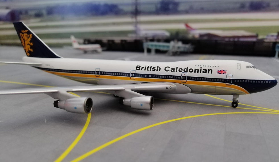 サムネイル： BIGBIRD BRITISH CALEDONIAN BOEING B747-200 G-GYLN 1/400