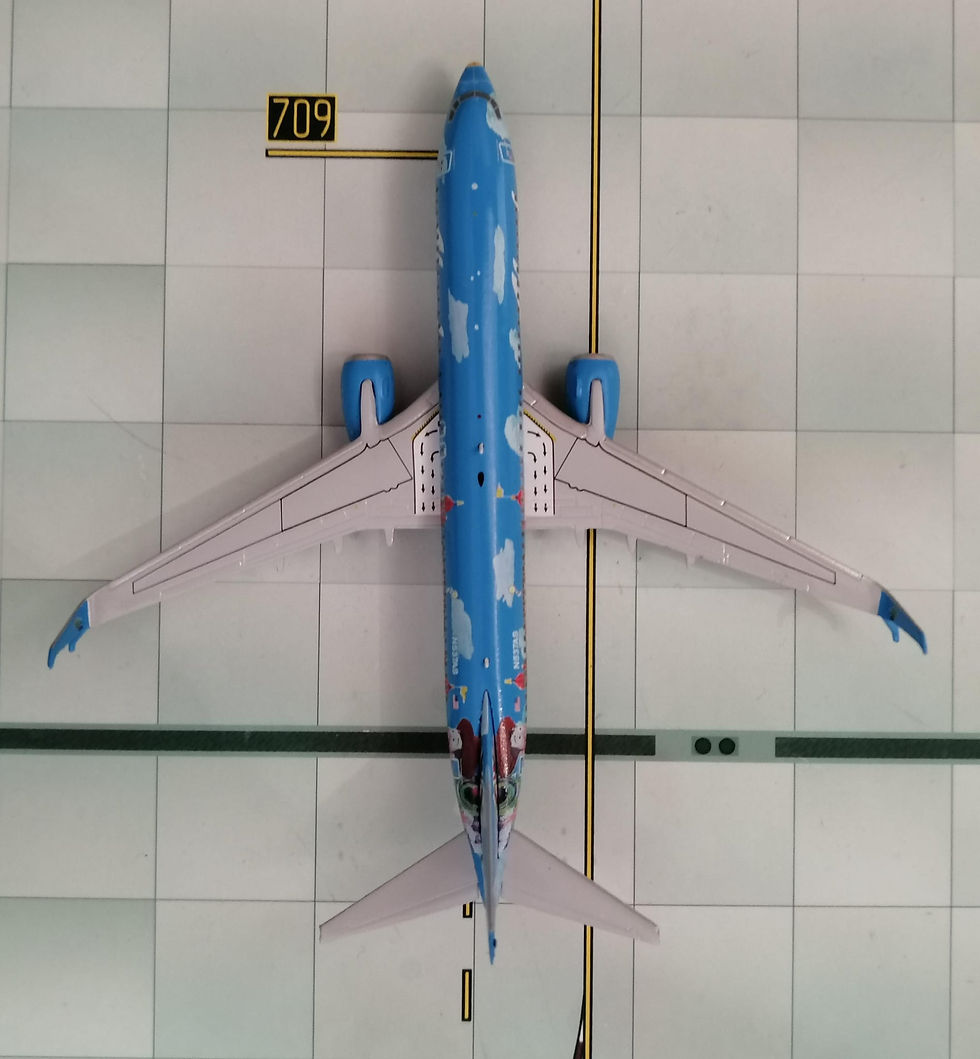 Thumbnail: JC WINGS ALASKA AIRLINES  BOEING B737-800 N537AS "DISNEY PIXAR" 1/400