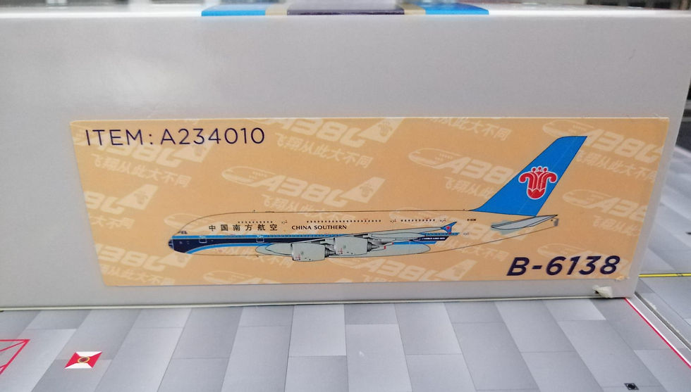 Küçük resim: APOLLO CHINA SOUTHERN AIRLINES AIRBUS A380 1/400