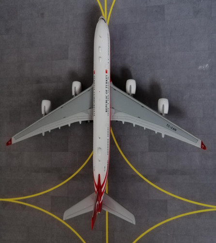 JC WINGS TURKIYE CUMHURIYETI - TURKEY GOVERNMENT AIRBUS A340