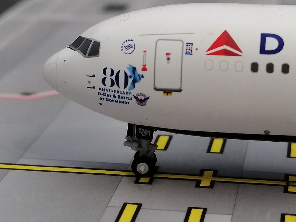 Miniaturbild: PANDA MODELS DELTA AIRLINES BOEING B767-300ER 171DZ 1/400