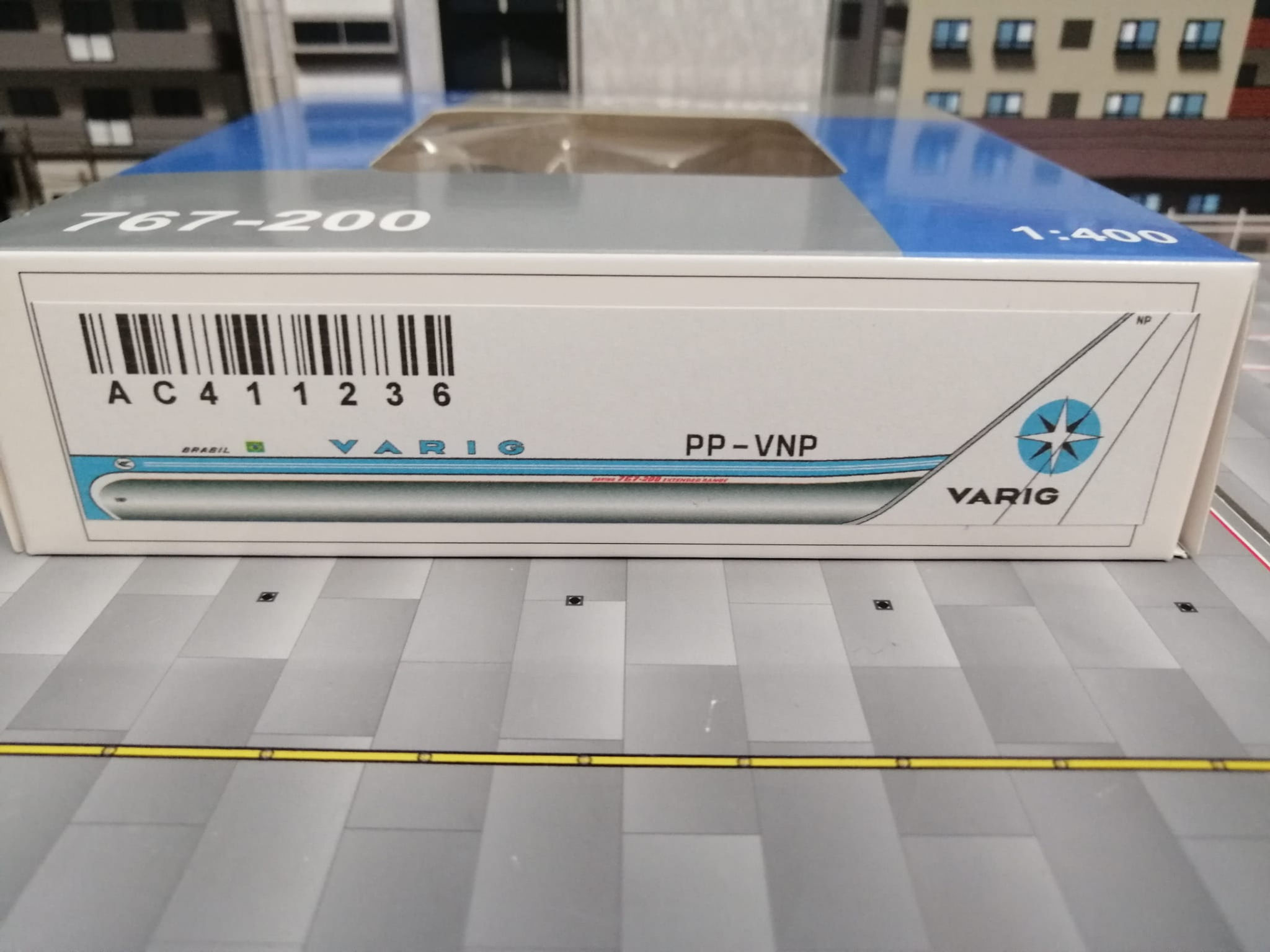 AEROCLASSICS VARIG BOEING B767-200 PP-VNP 1/400