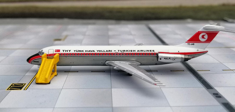 Miniature : AEROCLASSICS THY- TURKISH AIRLINES DOUGLAS DC-9 TC-JAB 1/400