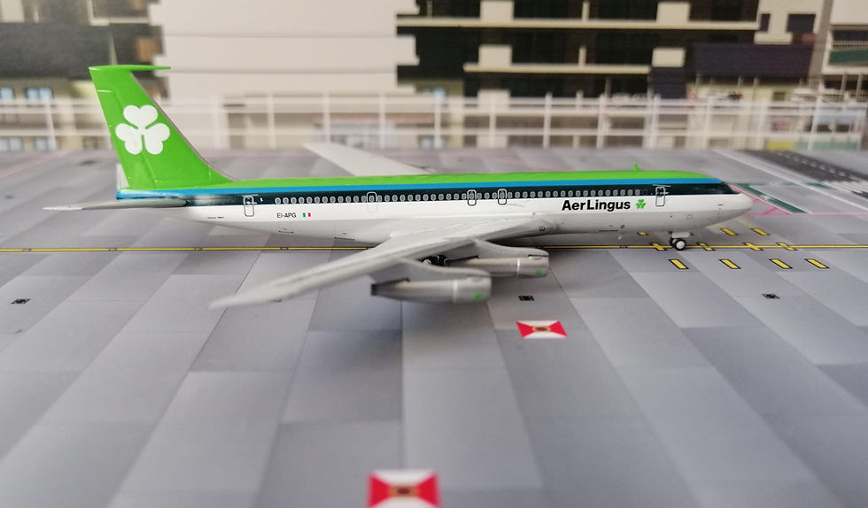 Miniatura: BIGBIRD  AER LINGUS B707-1300 EI-APG WITH CIERO STICKER 1/400