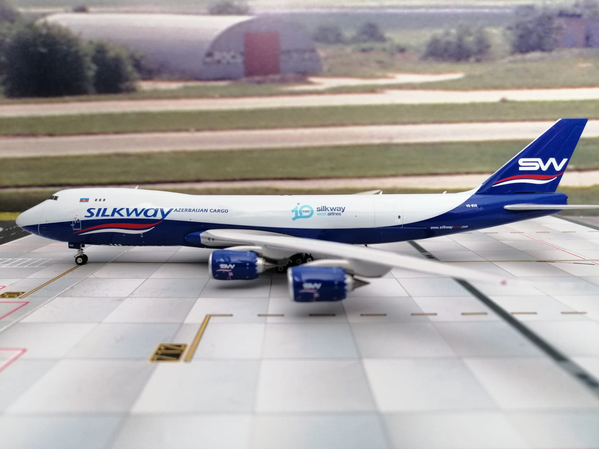 PHOENIX SILKWAY BOEING B747-8F VQ-BVB 1/400