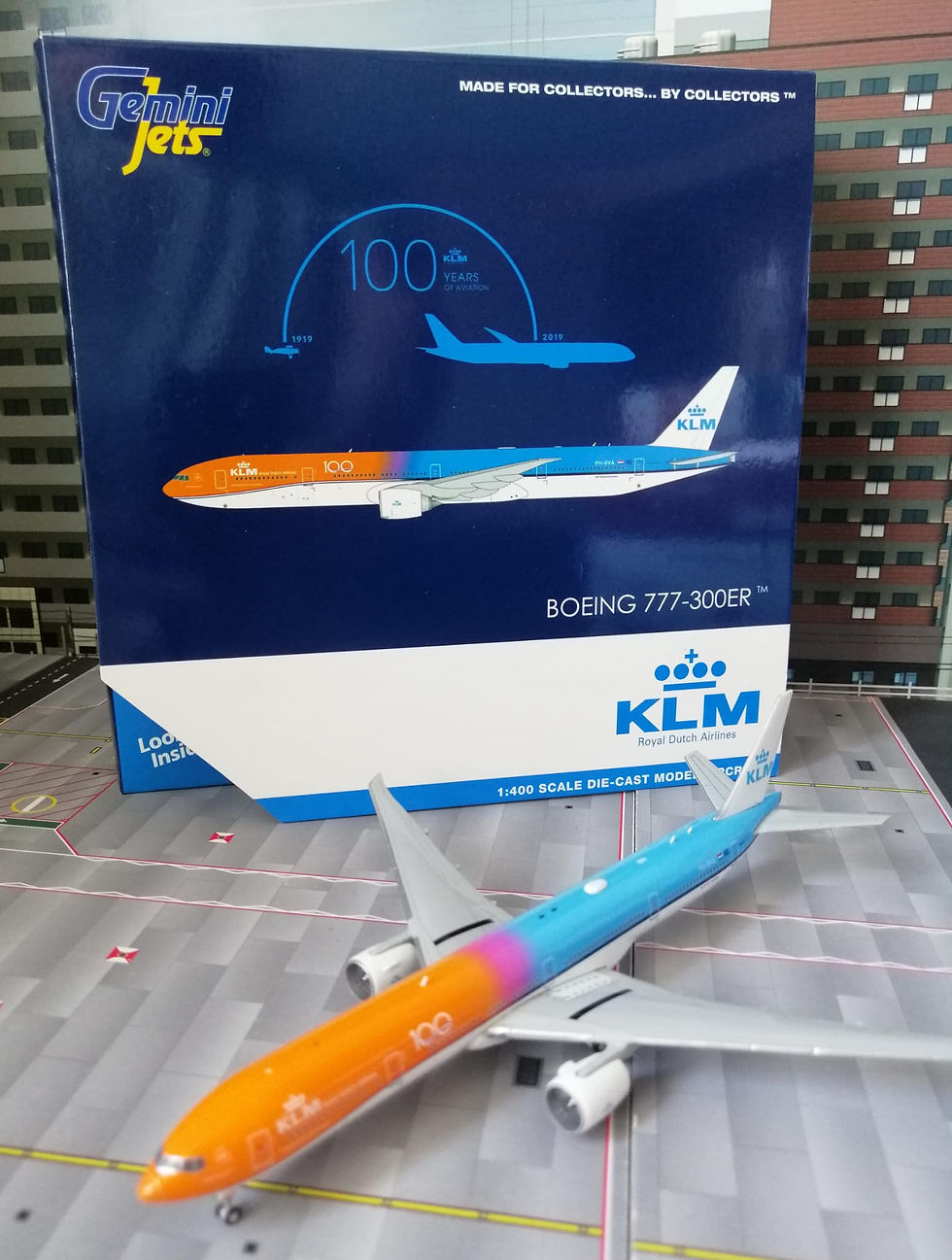 GEMINI JETS KLM B777-300ER PH-BVA "ORANGE PRIDE " 1/400