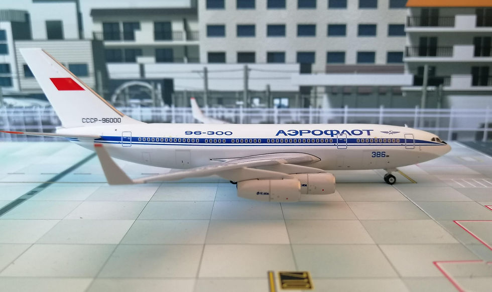 Miniatura: PHOENIX AEROFLOT ILYUSHIN IL-96-300 CCCP-96000 1/400