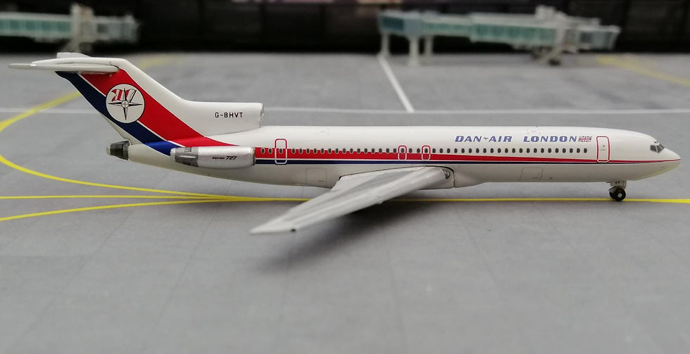 Miniaturbild: GEMINI JETS DAN-AIR LONDON B707/727 TWINSET  G-BHVT/G-BEAF 1/400