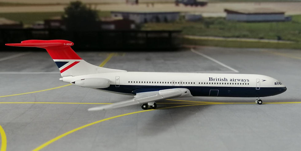Küçük resim: AEROCLASSICS BRITISH AIRWAYS VICKERS SUPER VC-10 G-ASGP 1/400 LTD ED
