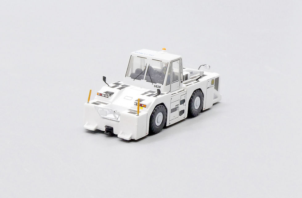 Miniaturebillede: JC WINGS AIRPORT ACCESSORIES KOMATSU WT500E01 BLANK TOWING TRACTOR SCALE 1/200