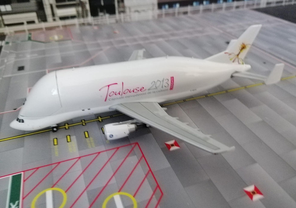 Miniaturebillede: JC WINGS  AIRBUS BELUGA A300-600ST #5  F-GSTD "TOULOUSE 2013" INTERACTIVE  1/400