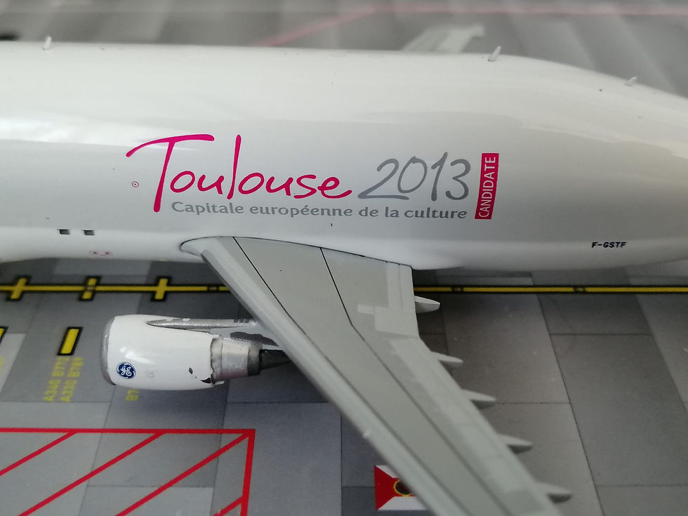Miniaturebillede: JC WINGS  AIRBUS BELUGA A300-600ST #5  F-GSTD "TOULOUSE 2013" INTERACTIVE  1/400