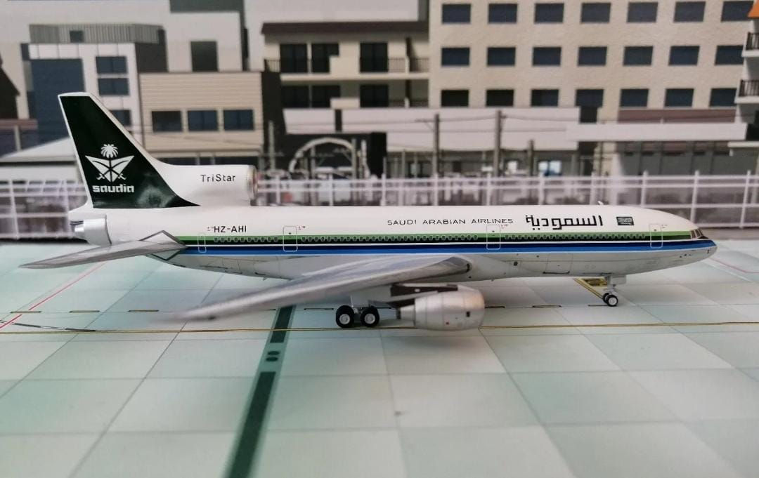 NG MODELS SAUDIA LOCKHEED L-1011-200 HZ-AHI 1/400