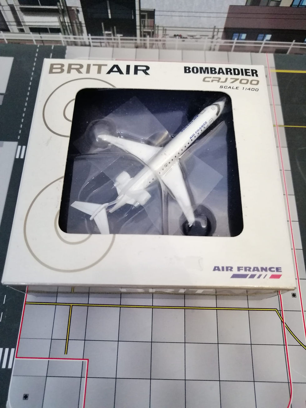 GEMINI JETS  AIR FRANCE / BRIT AIR CRJ-700  F-GRZN 1/400