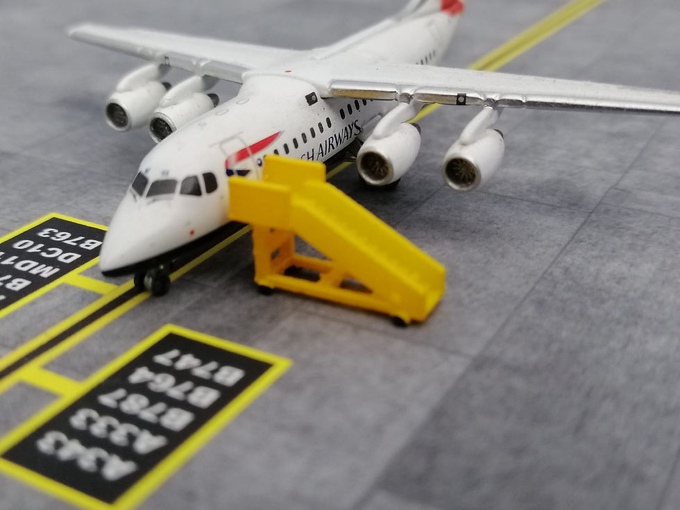 Miniaturbild: WINGS400 PASSENGER STAIRS /GSE (X6) SMALL AIRCRAFT 1/400  SCALE RED