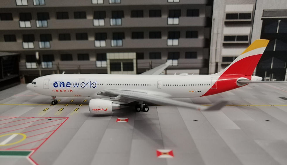 縮圖：JC WINGS IBERIA  AIRBUS A330-200 "ONE WORLD " EC-MYA   1/400