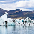 Eisberg im See