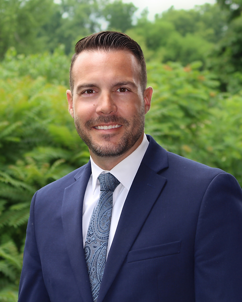 Stephen 3_edited.png