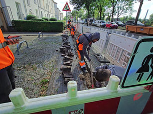 Glasfaserausbau aus einer Hand: Von der Trassenplanung bis zum Hausanschluss