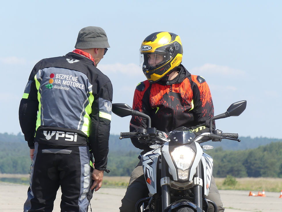Miniatura: 3. MOTO EXKLUZIV řidičský průkaz skupiny A, A2, A1