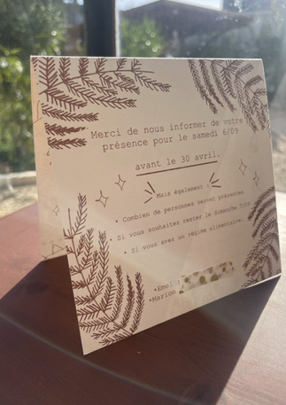 Carte avec texte Merci de Nous, avant le 30 avril. Les Créations de Sophie Mignon.