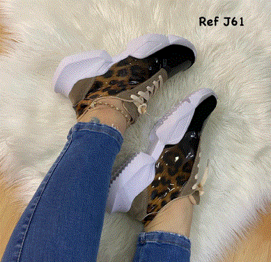 TENIS J61