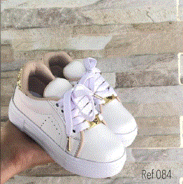 NIÑA R 084