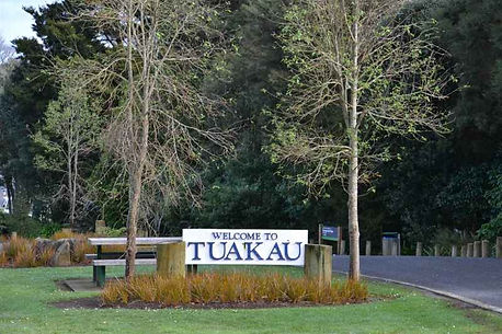 Welcome to Tuakau town sign.jpg