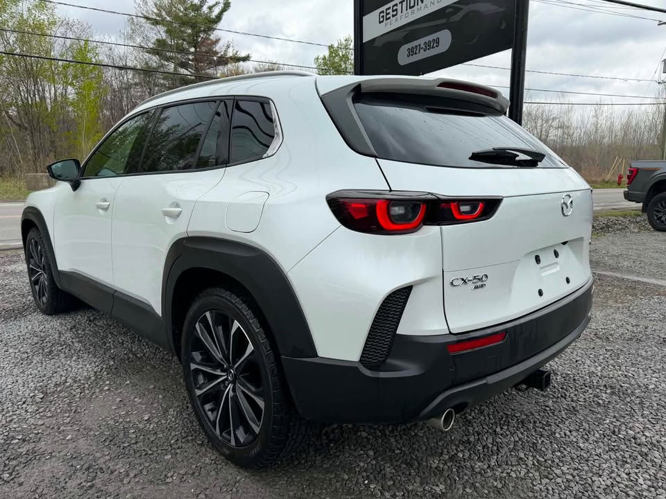 Miniature : Mazda CX-50 GT 2023