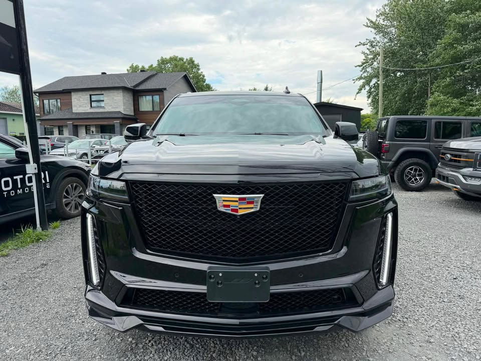 Miniature : Cadillac Escalade V 2023