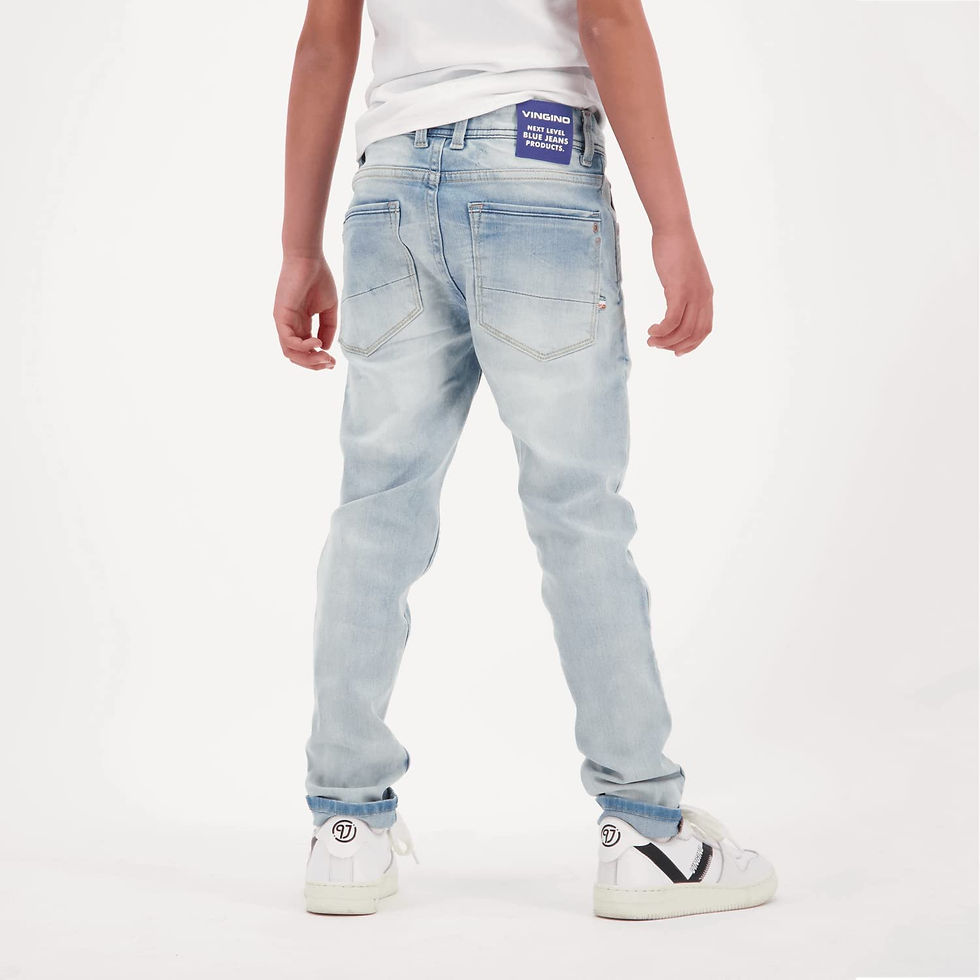 الصورة المصغرة: فينجينو أنزيو أنزيو بوي