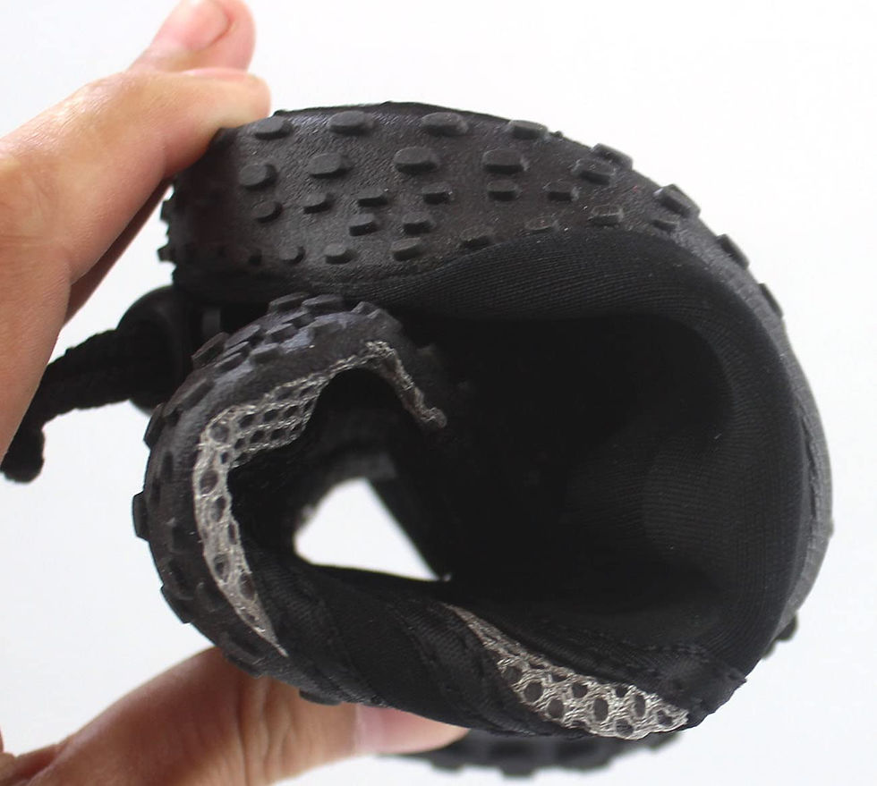 الصورة المصغرة: أحذية مائية ، أحذية غطس ، غطس ، تصفح ، مسبح ، شاطئ ، بحر ، نهر ، رياضات مائية ،