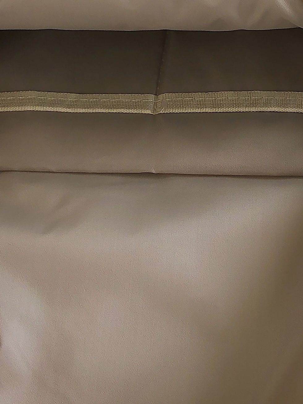 الصورة المصغرة: حقيبة ظهر عملية جيب امامي