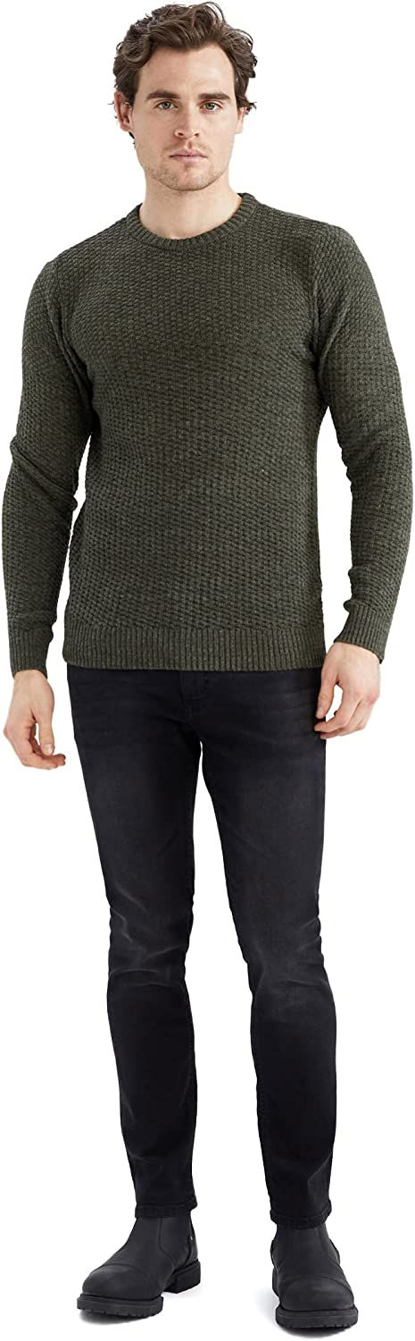 الصورة المصغرة:  سترة ضيقة بياقة مستديرة للرجال