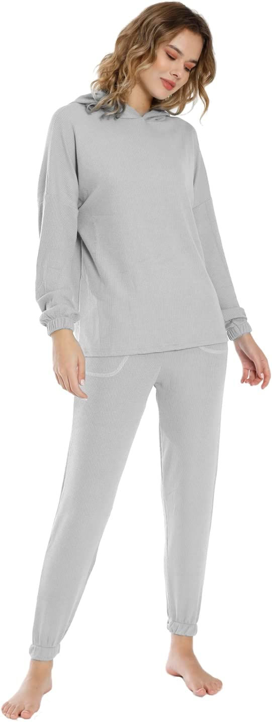 الصورة المصغرة: طقم بيجاما منقوشة جاكار التوت