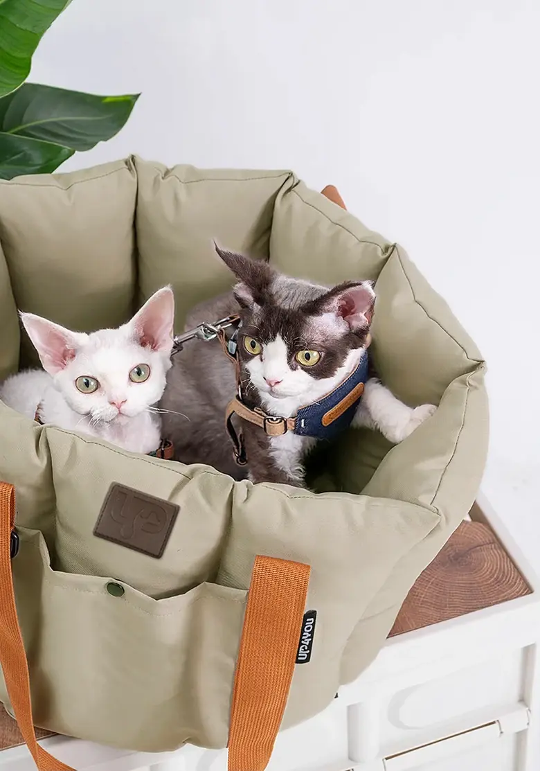 Miniatura: SACOLA TRANSPORTE PARA CÃES E GATOS PET PLUSH - UP4YOU