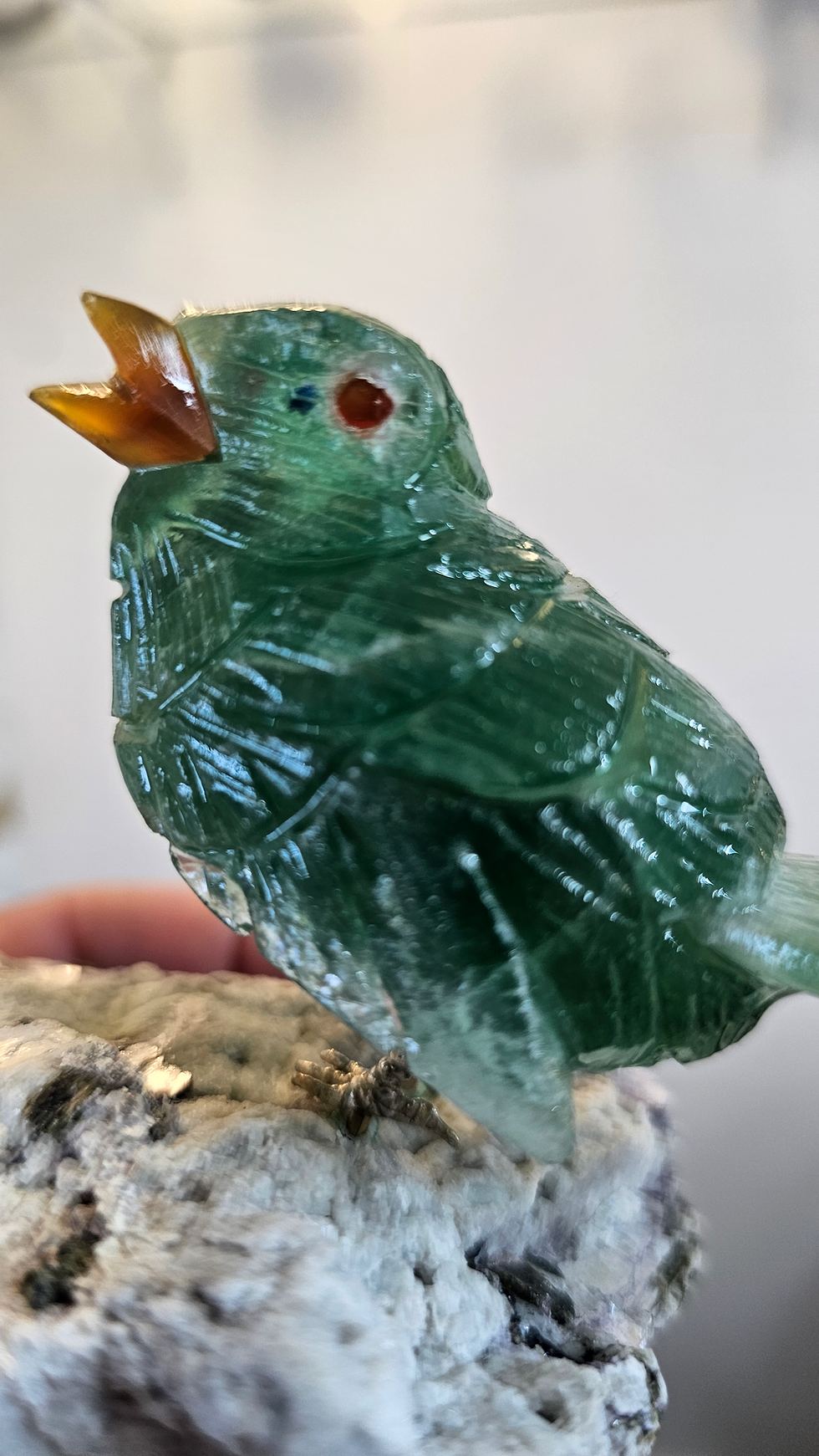 Miniatura: Pardal em fluorita 