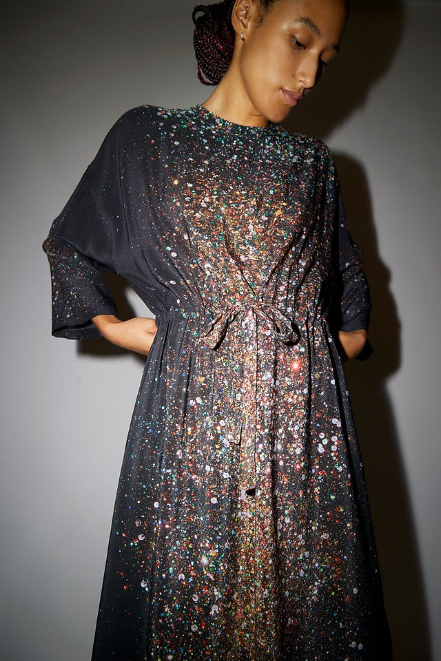 Simple Dress, Anntian