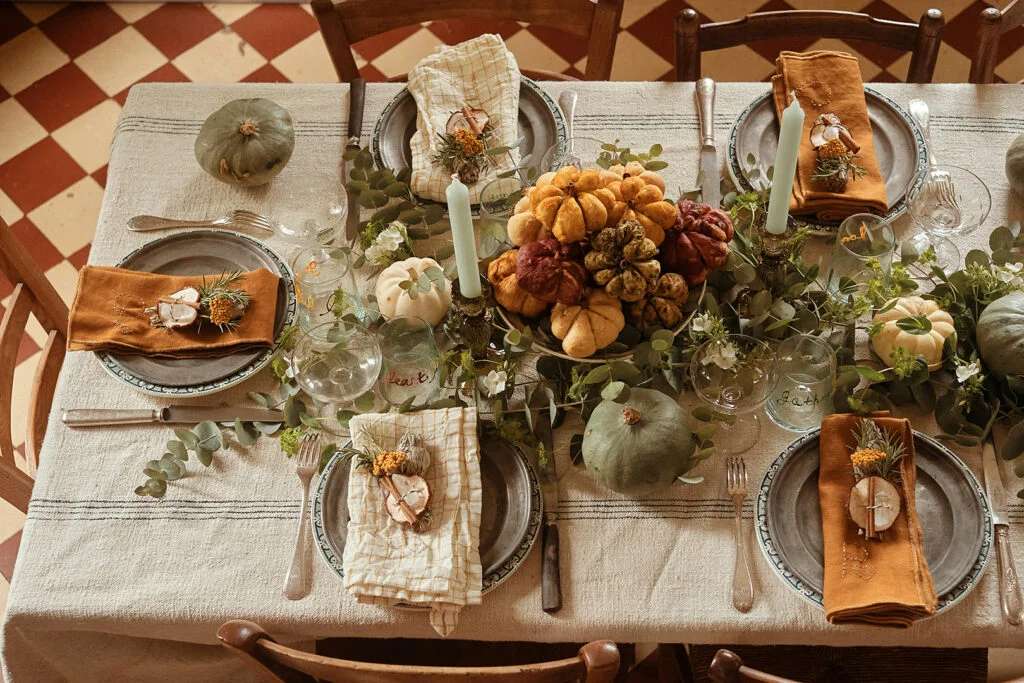 décor de table de thanksgiving chez miss maggie's kitchen