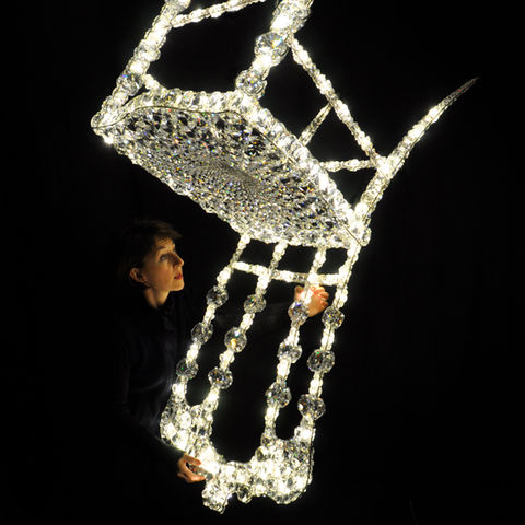 Femme,Artiste,Paris,Cristla,Bijoux lumineux,Lustres,sur mesure,artisanat de luxe