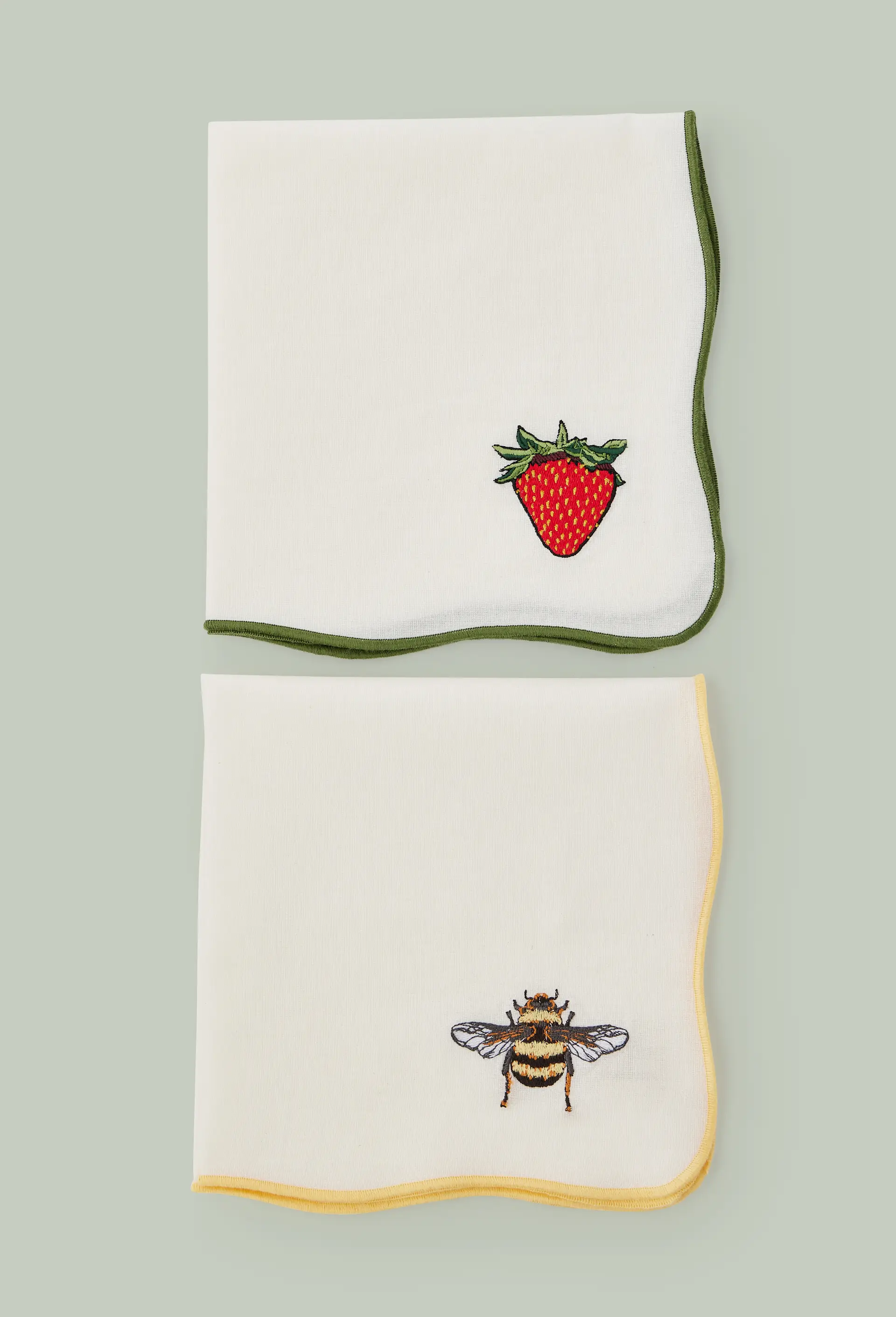 LOT DE 2 SERVIETTES BRODEES VICKY MURDOCK POUR MONOPRIX