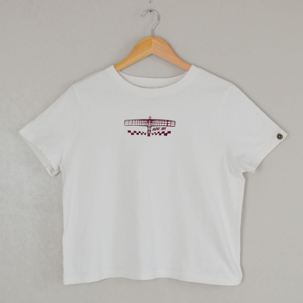 Angel of the North women's graphic tee, vintage white and maroon