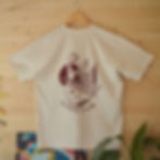 Off white graphic t-shirt with a maroon Japanese style illustration