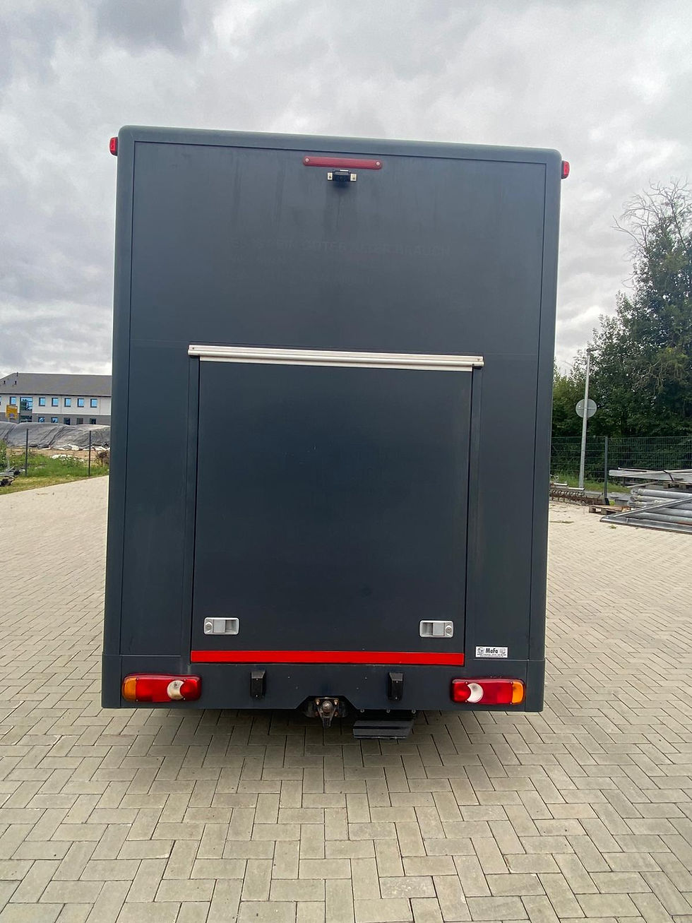 Thumbnail: Horse transporter, 1-2 horses, 3.5t, year of manufacture 2020, 4-seater, Peugeot Boxer