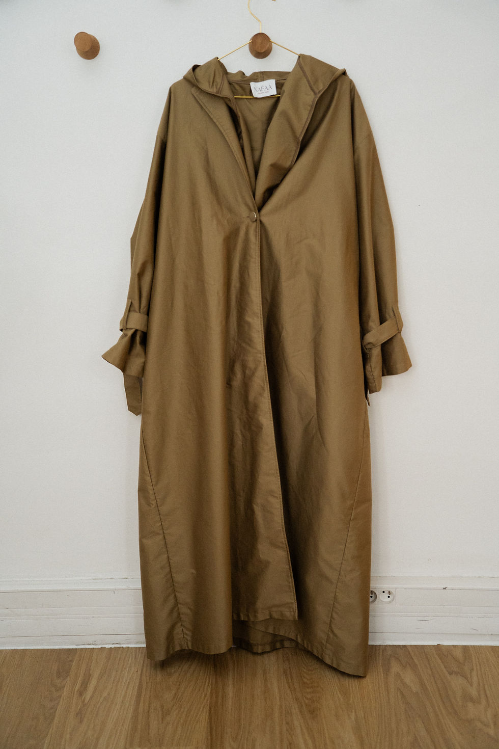 Thumbnail: Le Trench